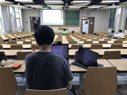 TheSaltedFish's live streaming station.