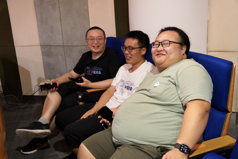 The 信创 trio at the venue